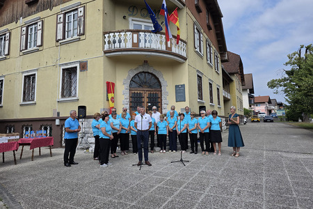 Slovesnost ob odkritju spominske plošče 